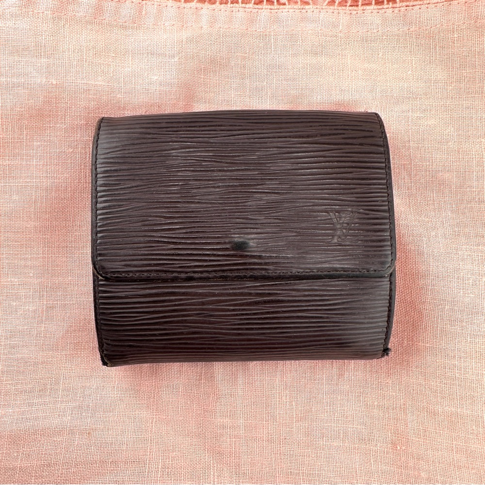 AUTHENTIC Louis Vuitton Marco Wallet. Dark brown.
